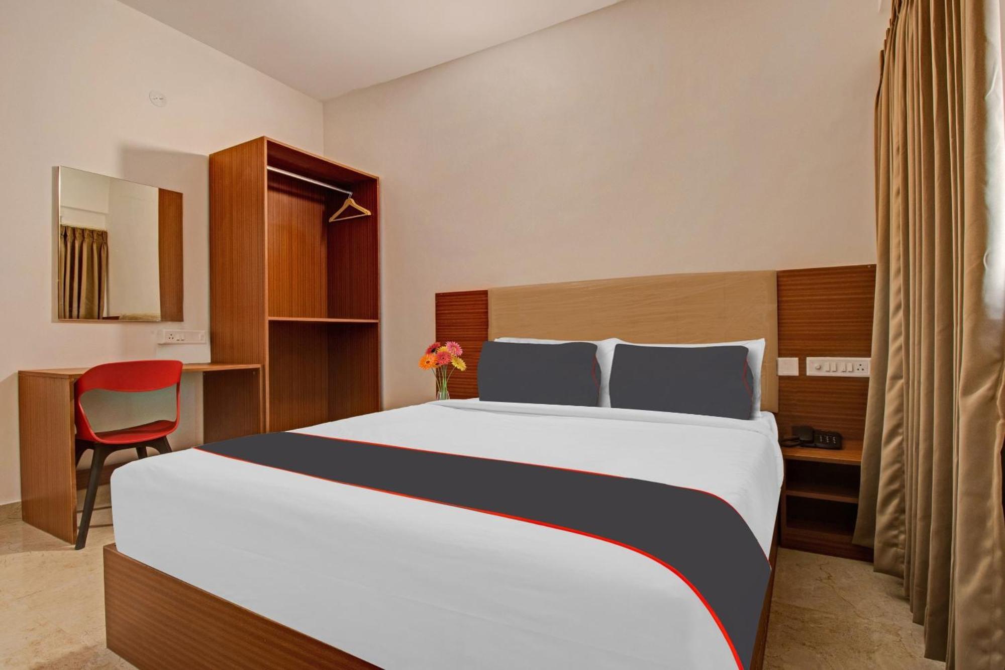 Super Collection O Petals Otium Business Hotel บังกาลอร์ ภายนอก รูปภาพ