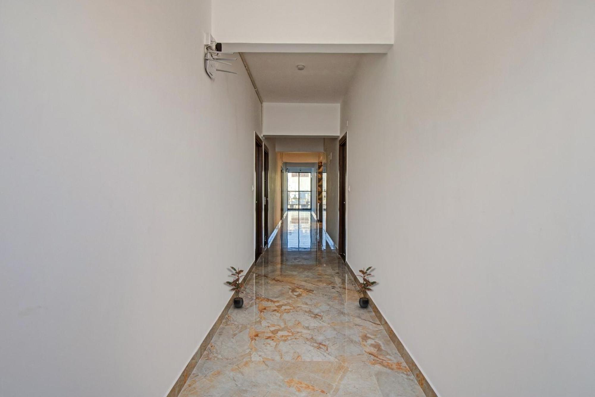 Super Collection O Petals Otium Business Hotel บังกาลอร์ ภายนอก รูปภาพ